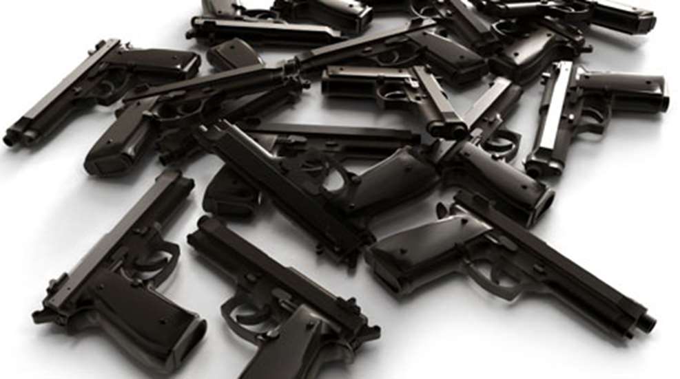 2011111142254-onegun_f.jpg