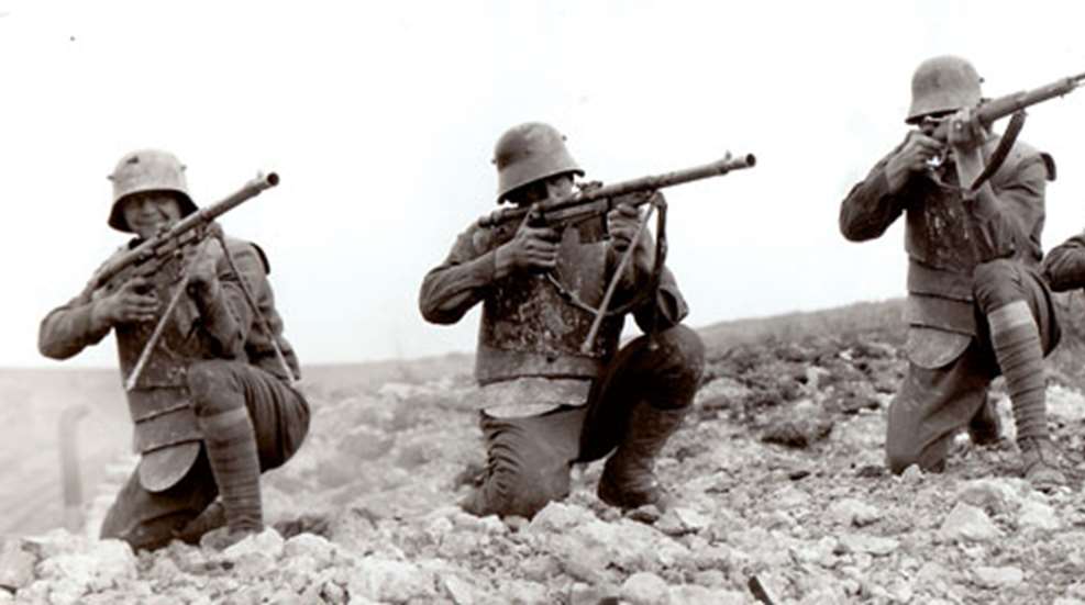 20129179058-8-us-80th-div-prizes-2_f.jpg