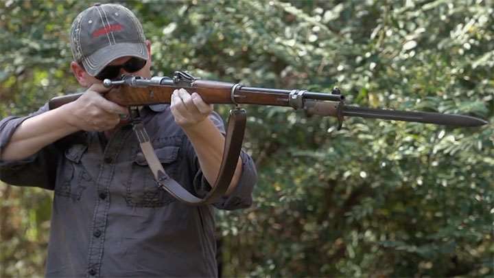 Shooting the Gewehr 98 with bayonet attached.