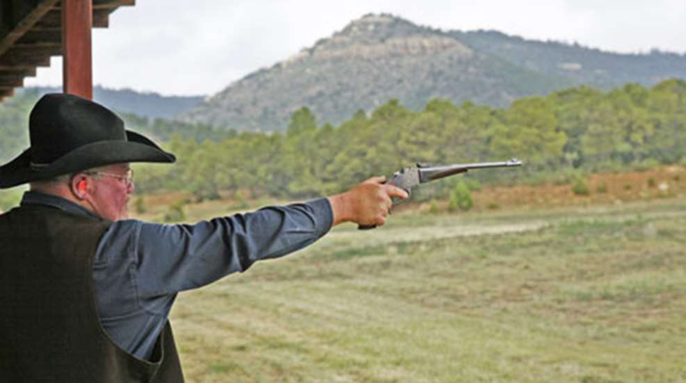 201210894254-shootersholidary_f.jpg