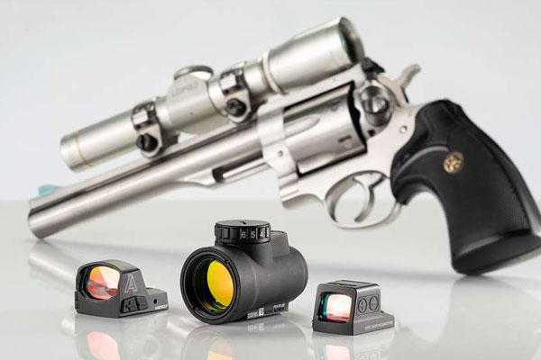 How to Choose a Handgun Optic
