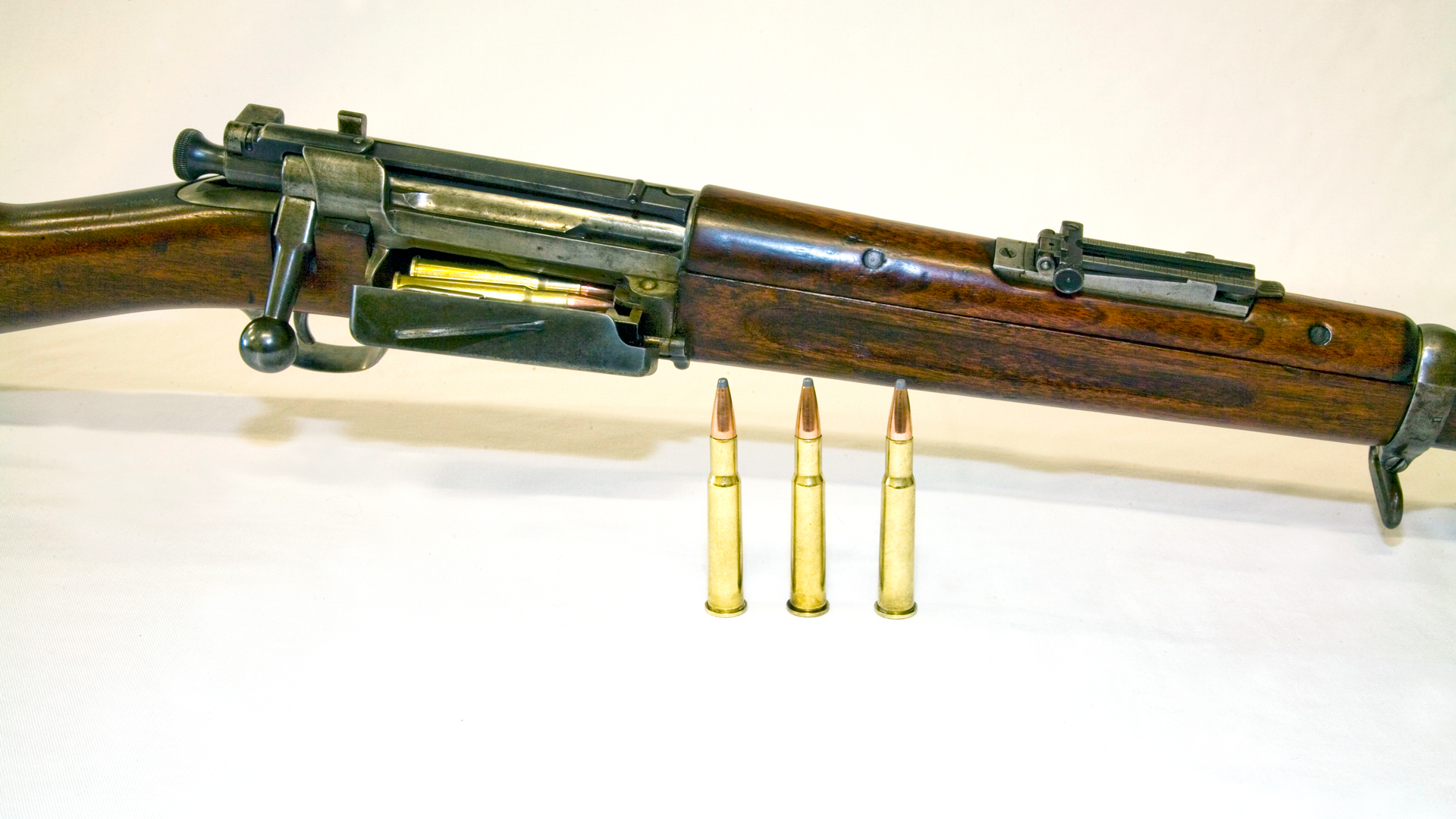 30_40_krag_rifle_ammunition.jpg
