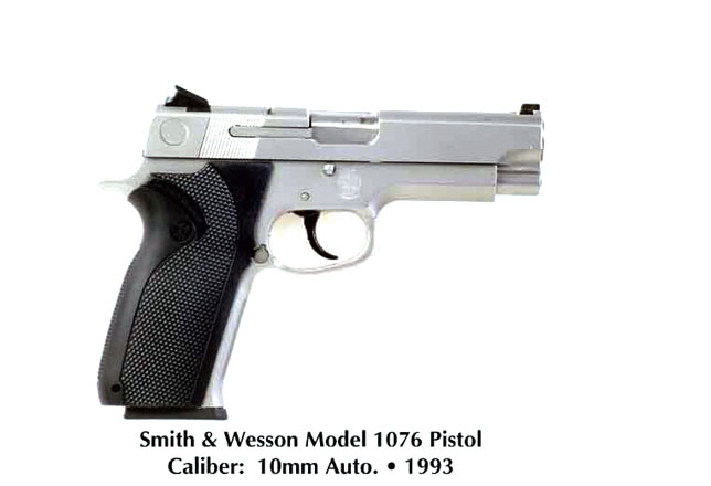 Smith & Wesson Model 1076