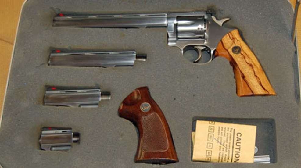 DanWessonPistolPacs_F.jpg