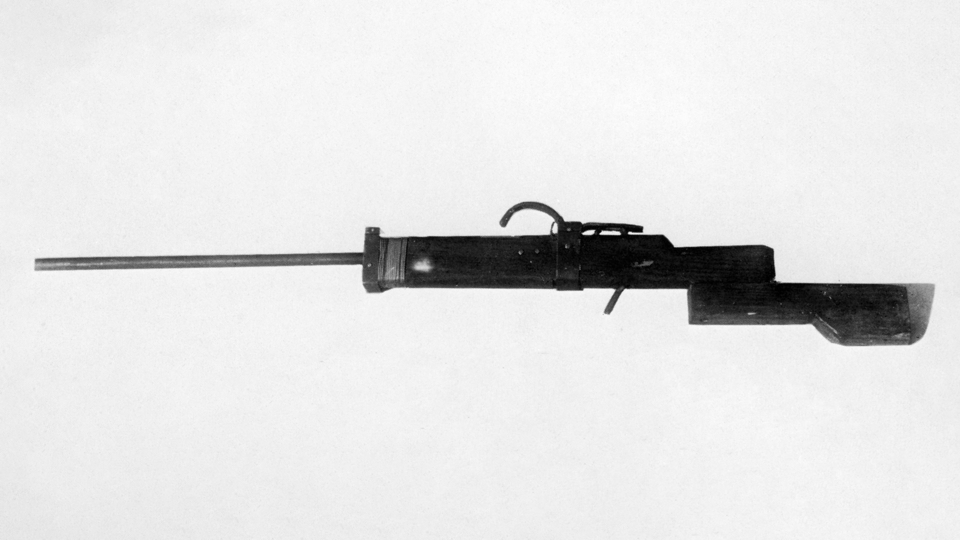 Left-side view of crude Japanese blackpowder gun