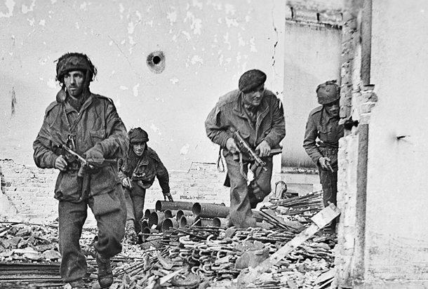 British Paratroopers in Oosterbeek