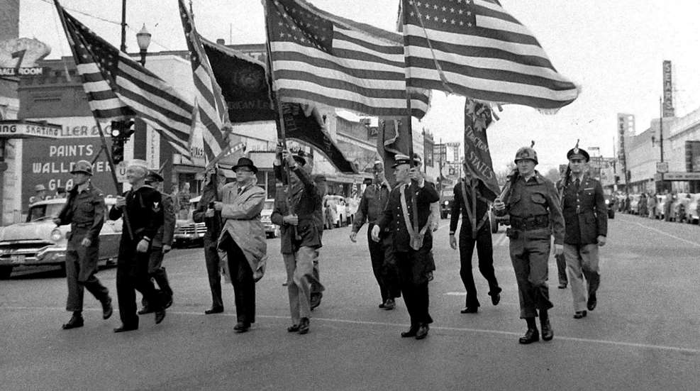 http___wwwamericanriflemanorg_articles_veterans-day-1958.jpg