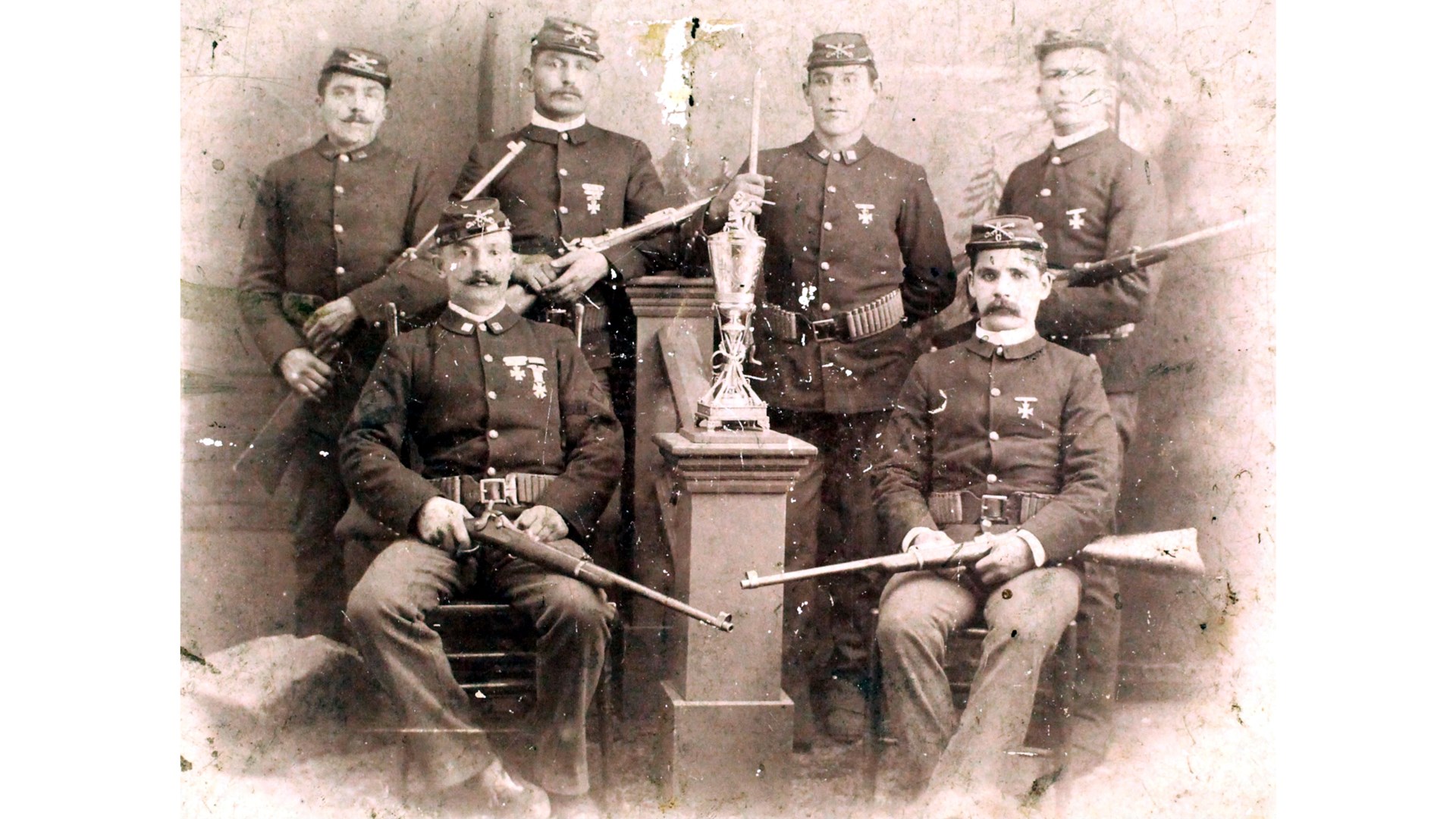 New York National Guard cavalry troopers with .45-70 Trapdoor Springfield carbines, date unknown. Courtesy of Tom Laemlein.