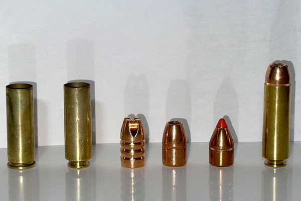 Alternative Ammo: .50 Beowulf vs .500 S&W