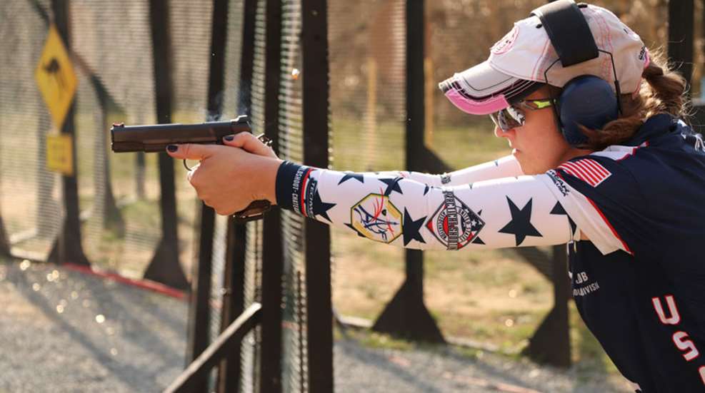 grip_julie_3_img_7528.jpg