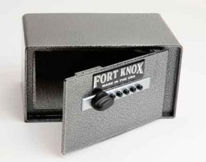 fort_knox_auto_pistol_box
