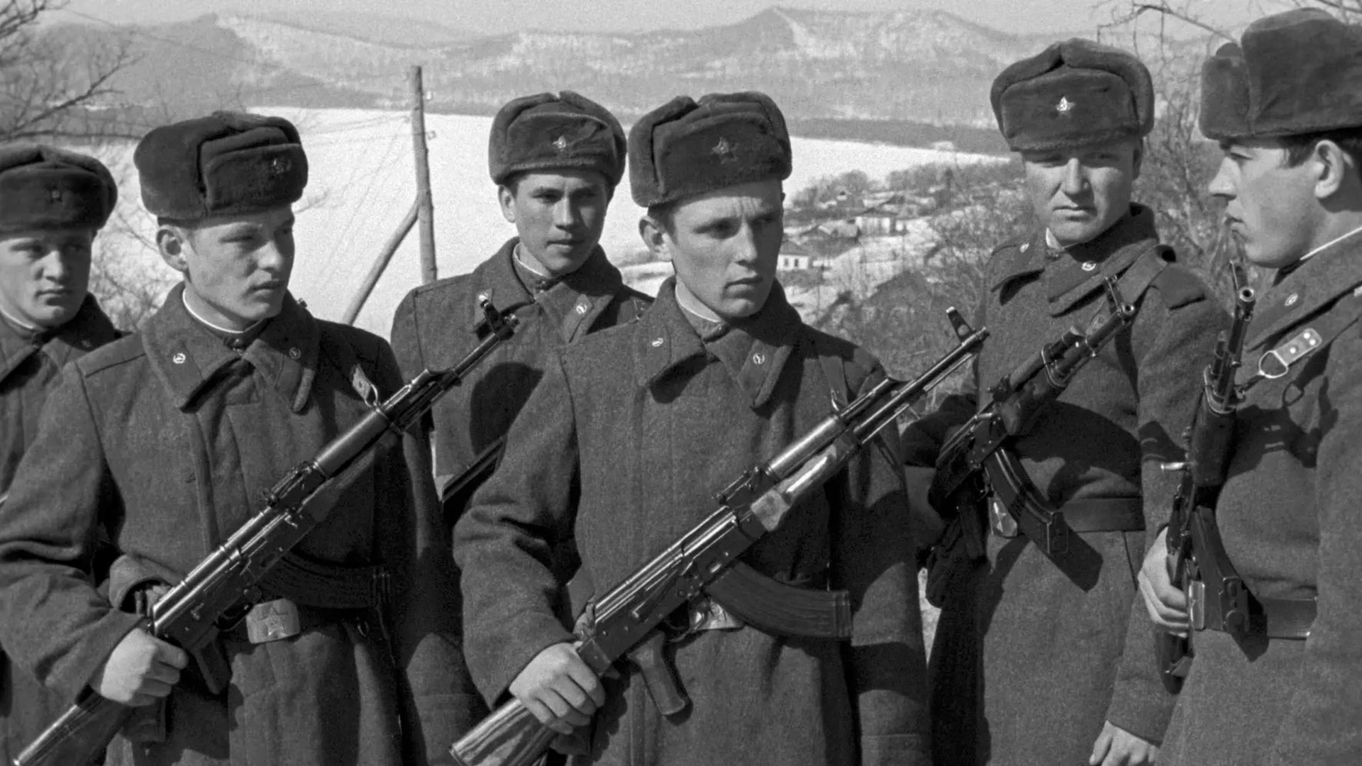 Soviet troops armed with the AKM seen here during the Sino-Soviet border conflict of 1969.