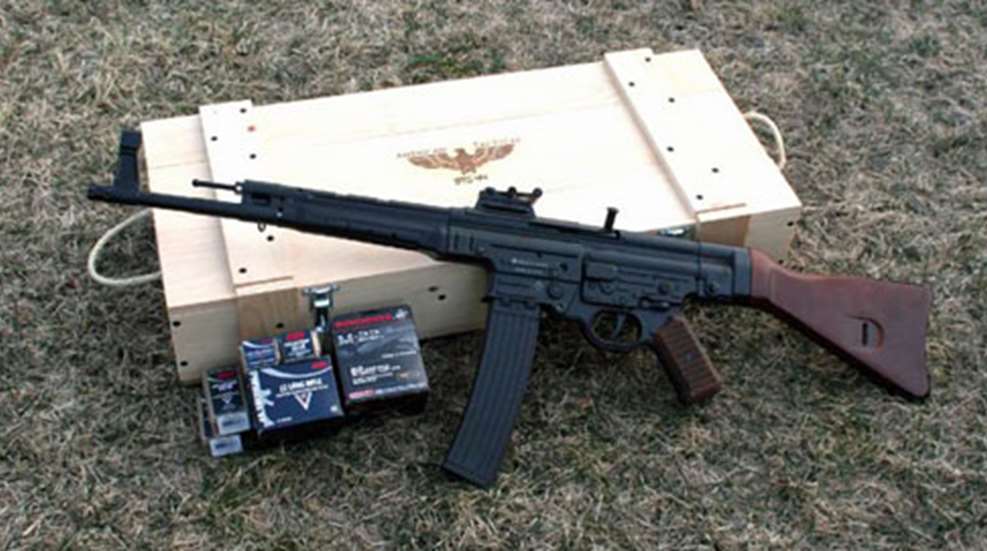 2013417122951-ati_stg-44_001_f.jpg