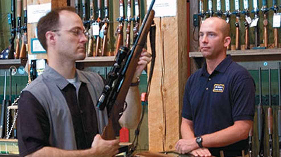 gun_shop_etiquette.jpg