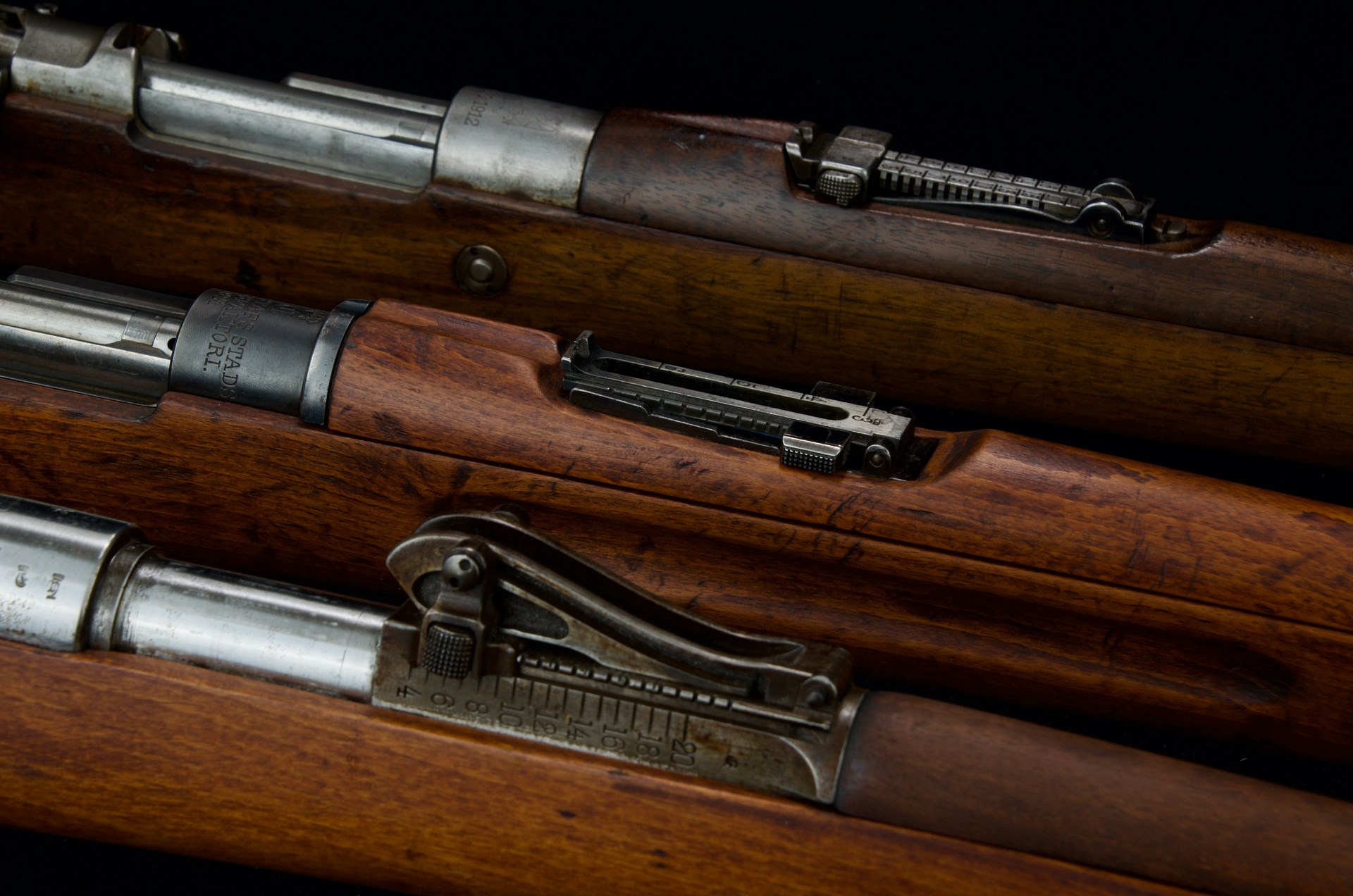 row column rifles detail image sights wood metal gun mauser