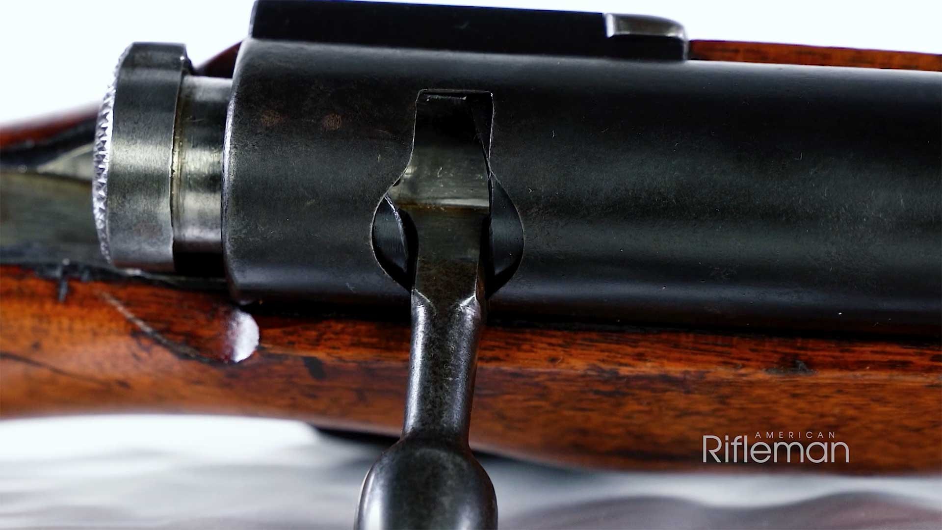 Top view of the Japanese Type 38 receiver.