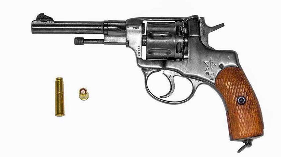 1895-nagant-russian-revolver-f.jpg