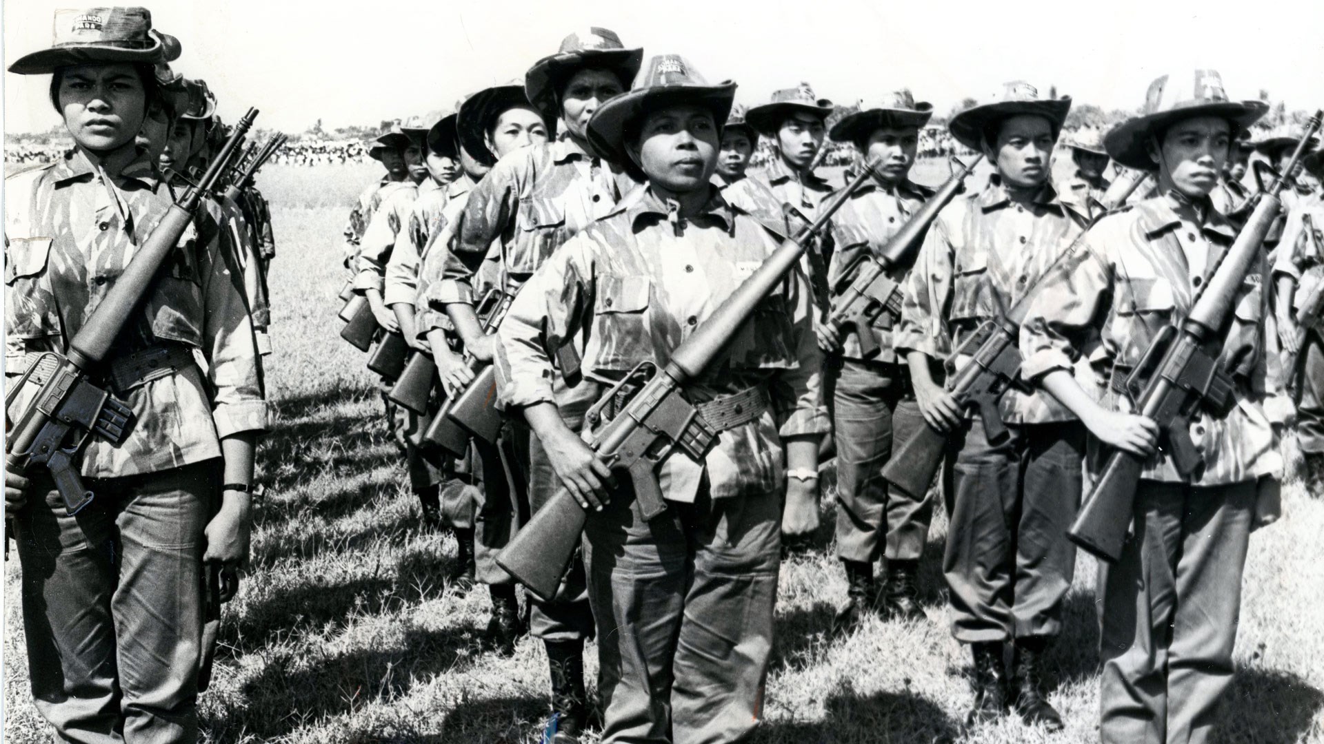 Indonesian female volunteer paratroopers armed with COLT/ArmaLite AR-15 Model 601 rifles - June 1965. Author’s collection