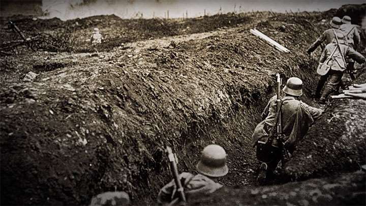 Imperial German soldiers armed with Karabiner 98AZ short rifles.