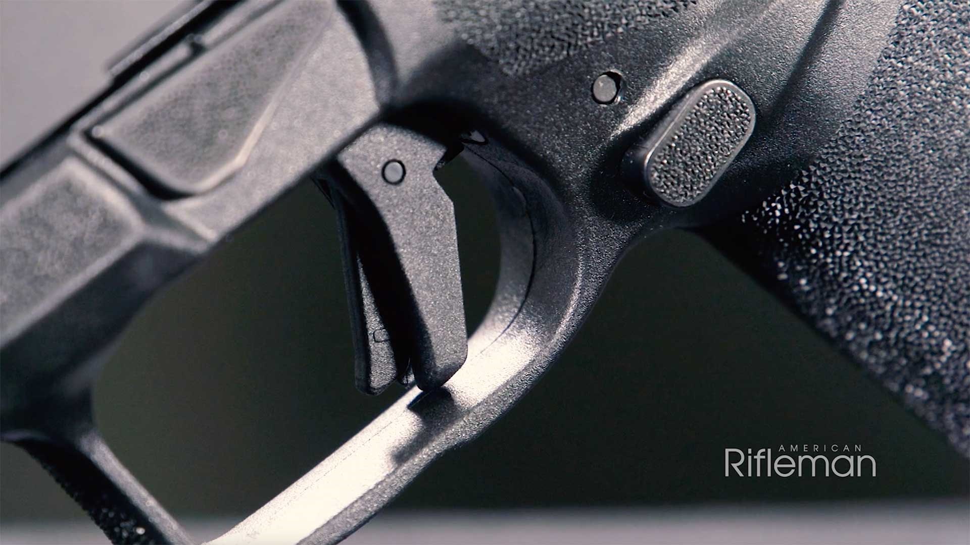 Trigger shoe and push-button magazine release on the Springfield Armory Echelon.