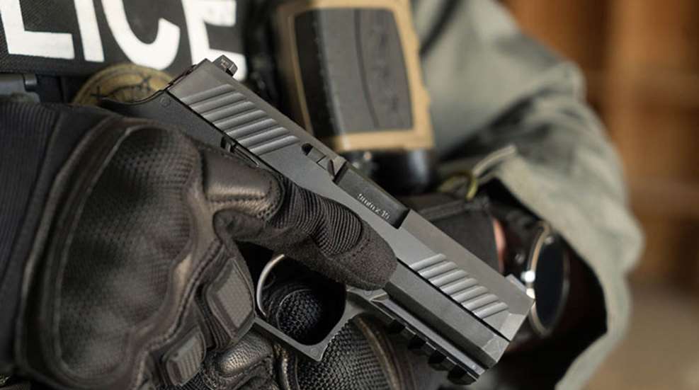 fl_le-p320-small.jpg