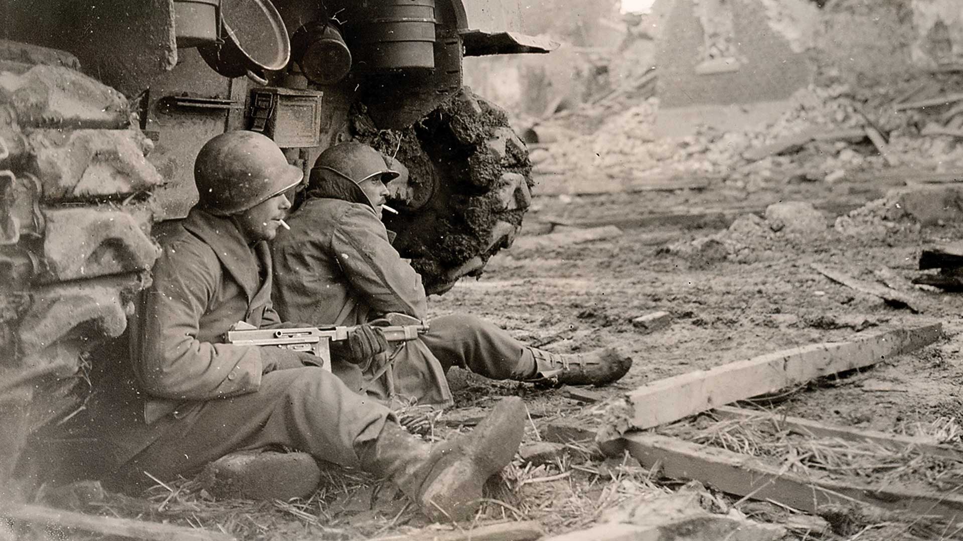 men sitting soldiers tank rifle destruction guns