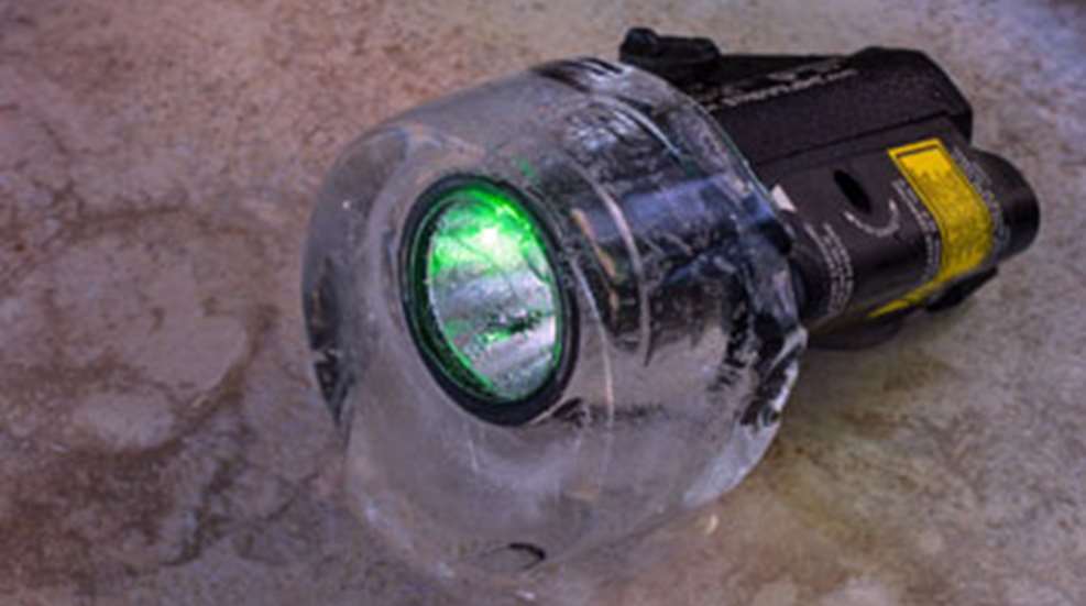 201361913250-frozen-laser2_m.jpg
