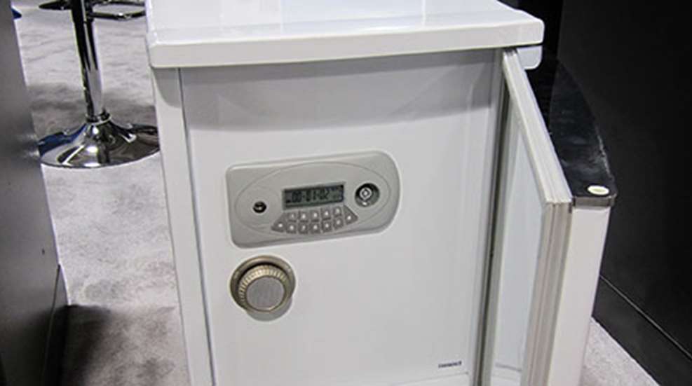 FortressMiniFridge_FS.jpg