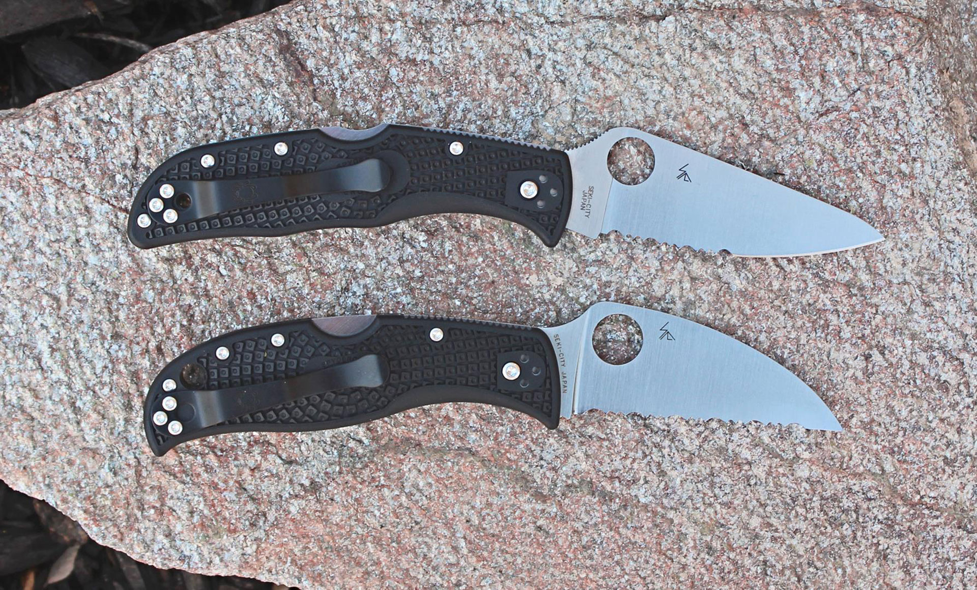 Spyderco Endela and RockJumper folding knives.