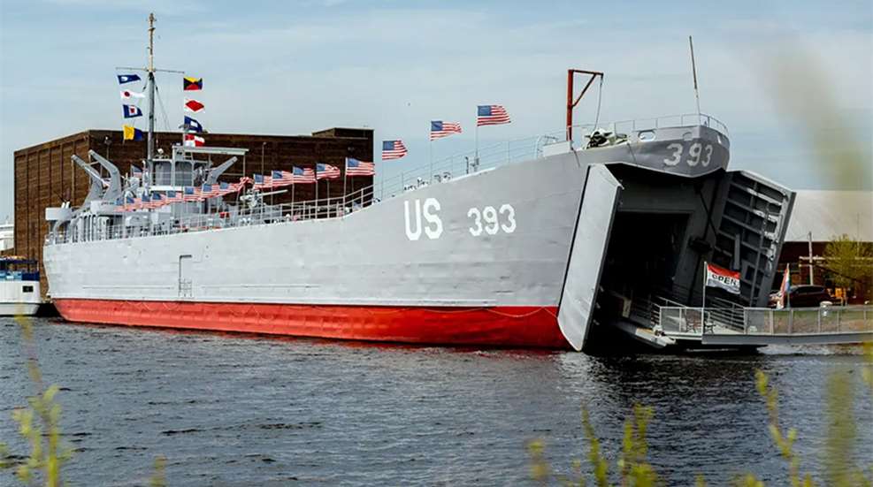lst393-1.jpg