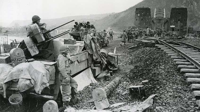 M16 AA halftracks of the 492nd Automatic Weapons Battalion (Self-Propelled), the first AA unit available to defend the Remagen bridgehead. Note the 200-round “Tombstone” drum magazines for the .50 caliber machine guns.
