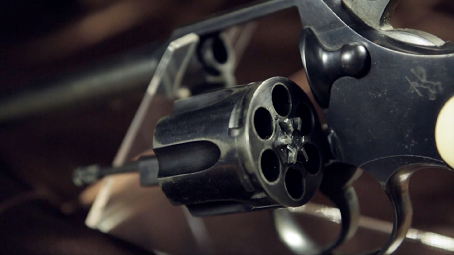 inspect for worn parts cylinder gun pistol revolver handgun colt