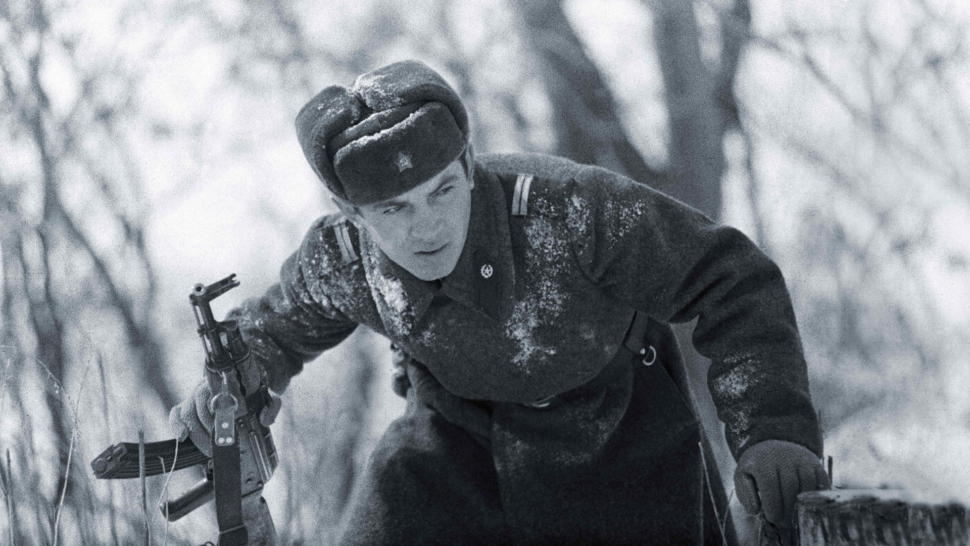 Hero of the Soviet Union Junior Sergeant Yuri Babansky who distinguished himself during the Sino-Soviet border conflict of 1969. He is seen here armed with an AKM. Courtesy of Tom Laemlein