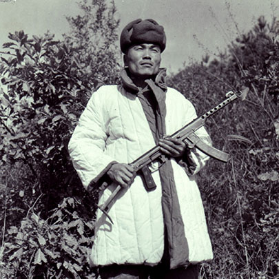 A communist soldier equipped with the PPS-43 submachine gun (7.62x25mm).