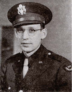 Bill Shadel became American Rifleman's war correspondent in 1942, and covered the D-Day landing for the magazine and for the Columbia Broadcasting System.