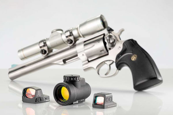 How to Choose a Handgun Optic