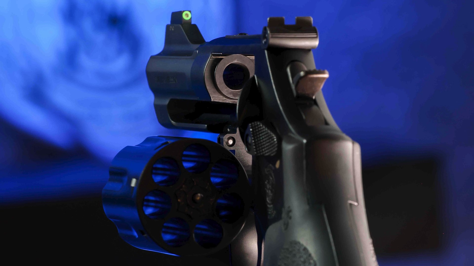 Smith & Wesson revolver with open cylinder