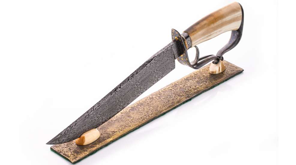 main-dagger-on-base.jpg