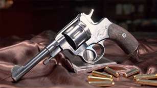 M1895 Nagant Revolver Ihtog 2
