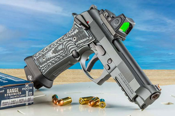 Review: Beretta 92XI Squalo