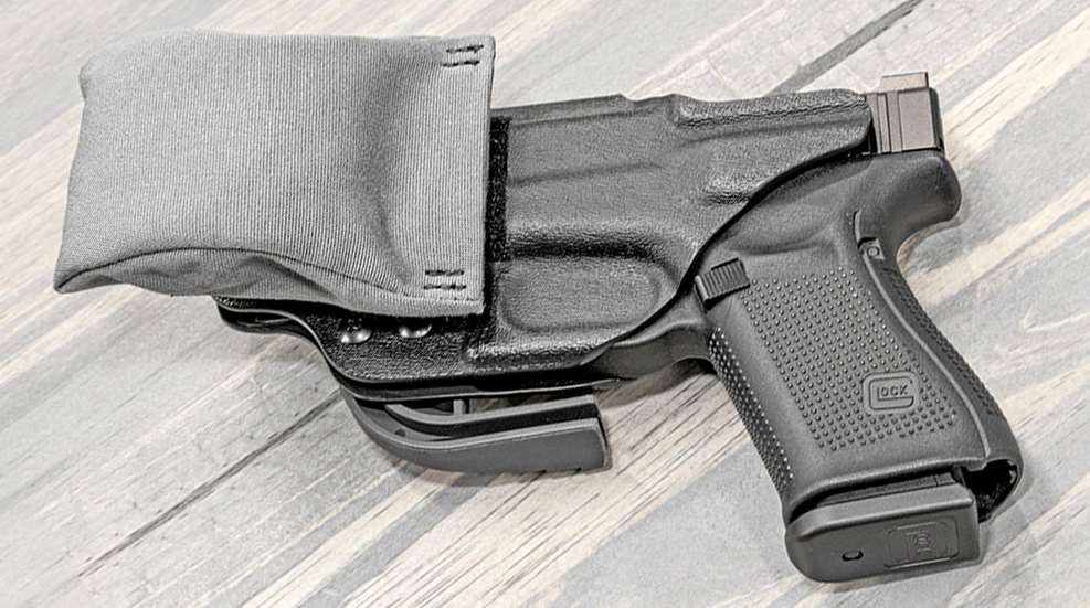 Mastermind Tactics Appendix Carry Pillow