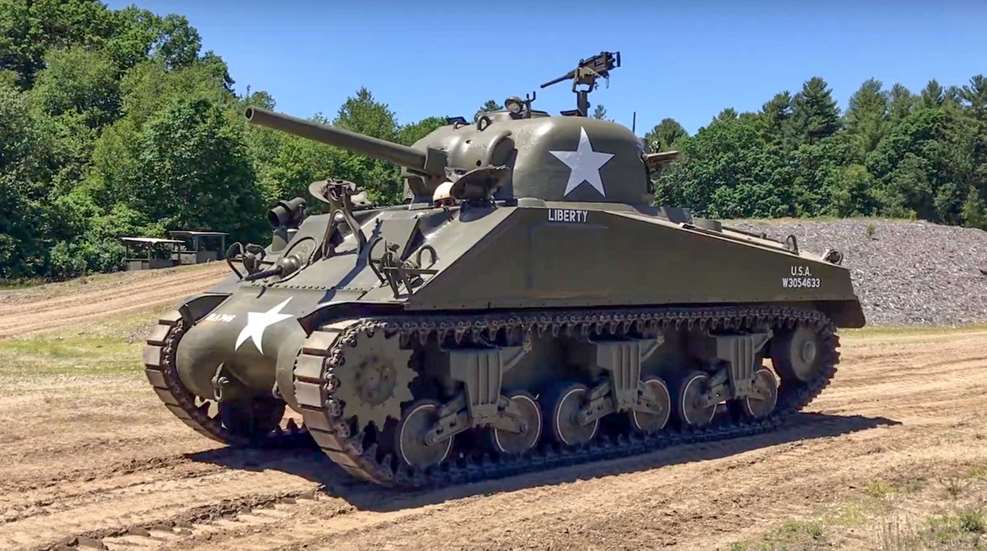 american-heritage-museum-tank-driving-experience-f.jpg