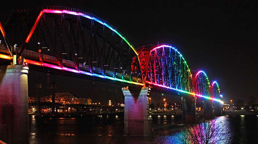 louisville_1605sf_big-four-bridge.jpg
