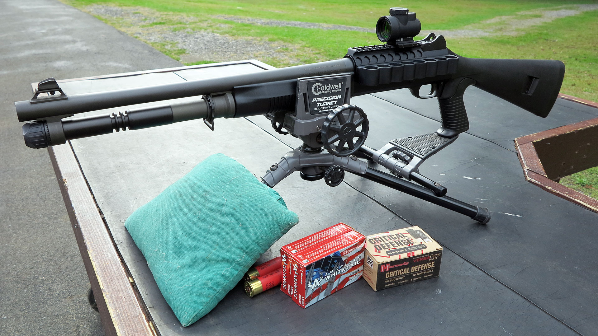 Benelli M4 Optics: Enhance Your Shotgun's Precision