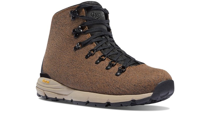 Product Preview: Danner Mountain 600 Enduroweave Boots | An Official Journal Of The NRA