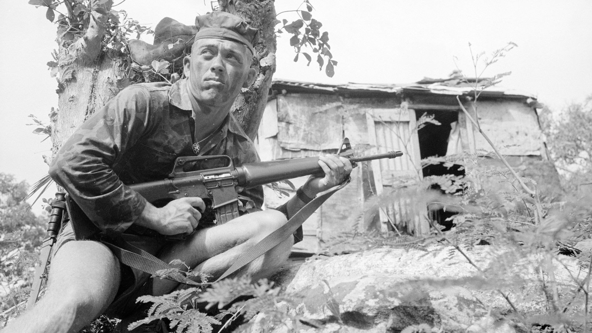 A U.S. Navy SEAL armed with a COLT/ArmaLite AR-15 Model 601 is seen here during a training exercise on St. Thomas, U.S. Virgin Islands on February 21, 1963. Photo by Marion S. Trikosko/US News and World Report Collection/PhotoQuest/Getty Images