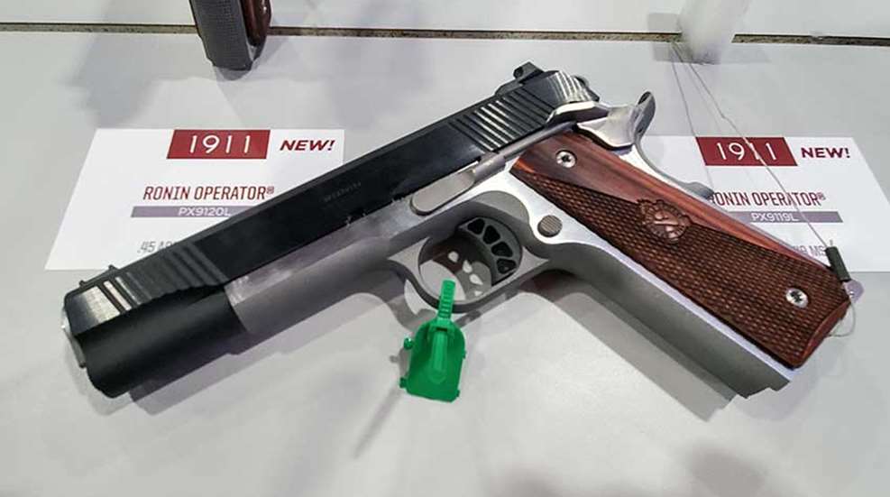 1911ru_04_springfield_ronin.jpg