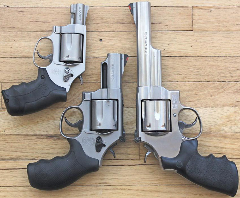 Packing The Smith & Wesson Model 69 Combat Magnum | An