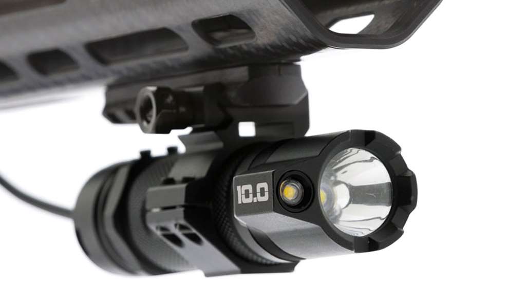 striker-b10.jpg